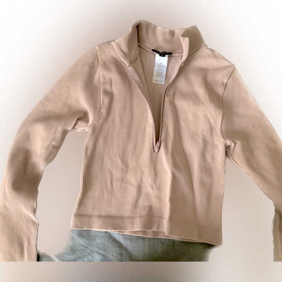 Pale pink Ribbed zip up from Dynamite - Picture 1 of 3